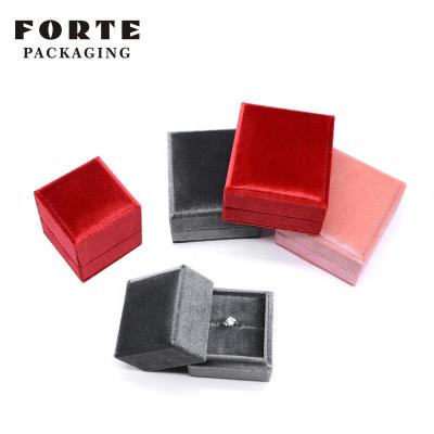 China FORTE Cheap Custom Pink Velvet Jewelry Ring Box Jewelry Box Eco-friendly For Propose for sale