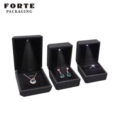 China Black Custom Logo 'jewerly' Earring Ring FORTE Eco-friendly LED Light Jewelry Box Box for sale