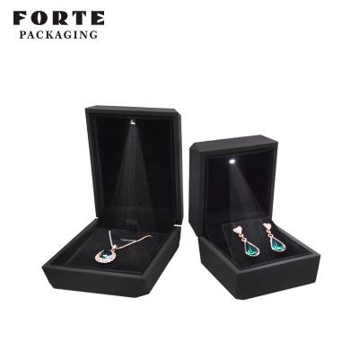 China FORTE Logo Custom Jewelery Packaging Box Free Custom Black Eco - Friendly With Led for sale