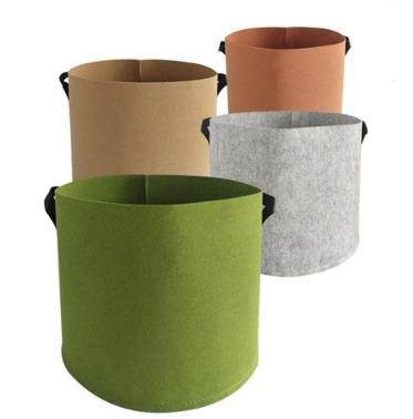 China Various Sizes Durable Nonwoven Felt Plant Cloth With Handles 100 Gallon Potato Planting Pots Planting Bags for sale