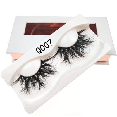 China Long Natural Own Brand 3D Mink Eyelash Tray Natural Long Pair False Mink False Eyelashes Premium Mink Eyelashes for sale