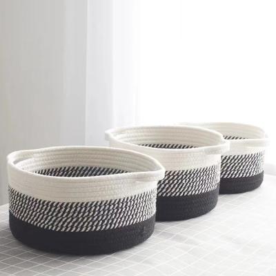 China 2022 Best Selling Large Storage Basket Folding Gift Cotton Rope Storage Basket With Handles for sale