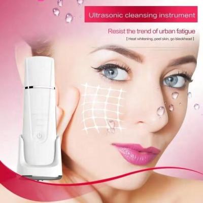 China Heating Ultrasonic Skin Scrubber with Base 600mAh SC-006 en venta