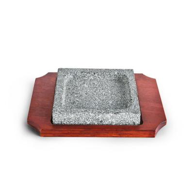 China 2020 viable hot sale natural granite stone grill pan dish with wooden base cookware for sale