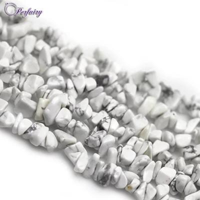 China Hot Selling Small Gemstone Cheap Wholesale Howlite Loose Chips Polishing Stone Necklace For Jewelry Making for sale