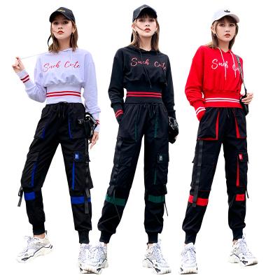 China QUICK DRY Ready to ship 2021 wholesale main crop 2 piece set women clothing jogers set sweatpants and hoodie set lady cool clothing for sale