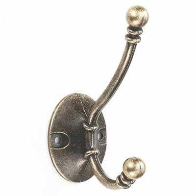 China Viable Popular Vintage Hook Hat Hook Locker Room Zinc Alloy Hook for sale