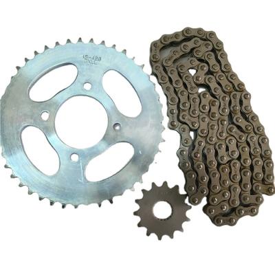 China Quality chain sprocket alloy EN125-2-2A-2F size 45T-14T-118 size 45T-14T-118 motorcycle chain and front rear sprocket kit for Honda Suzuki yamaha for sale