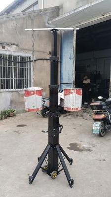 Cina 3m di guinzaglio a mano Mast peso leggero palo telescopico portatile telescopio lampada mastro 10ft in vendita