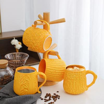 China Viable Creative Ceramic 3D Mug Large Capacity Coffee Tea Mug With Infuser And Lid Personalized Large Cups 500ml Size for sale