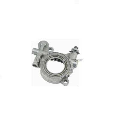 China 2-Stroke Oil Pump For Husqvarna 362 365 371 372 372XP HS365 HU365 Chainsaw 362 for sale