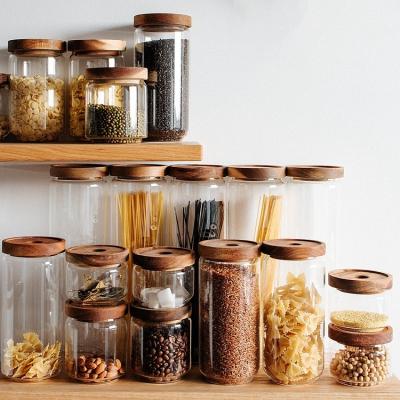 China New Arrival High Borosilicate Microwavable Glass Containers Clear Glass Food Storage Jar With Bamboo Lid for sale