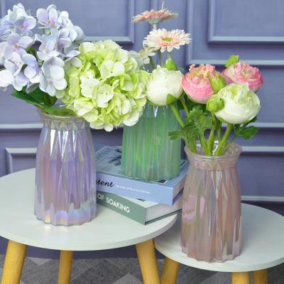 China American Wholesale Colored Clear Glass Customized Elegant Glass Vase Style Flower Vase For Home Decoration for sale