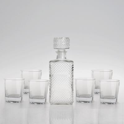 China Wholesale Modern Transparent Drinking Glass Crystal Glass Whiskey Decanter Sets for sale