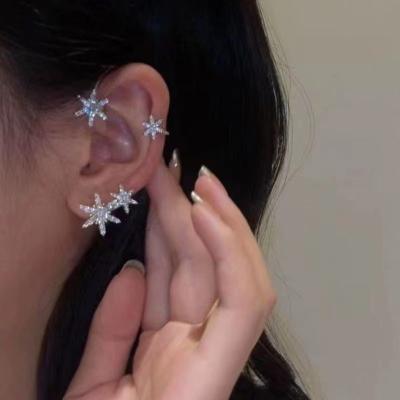 China FASHIONABLE Women's Snowflake Design Super Snap Ear Hook Clips High Quality No Perforations Wearable Earrings Wholesale for sale