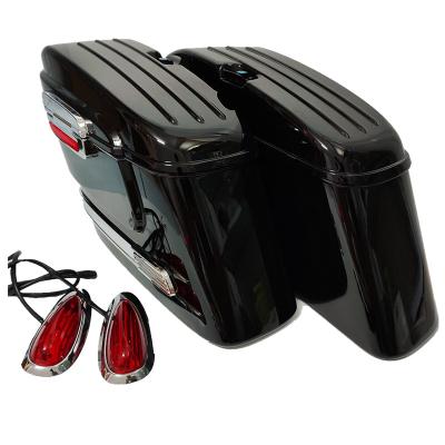 China Universal Magekyn PVC Storage Trunk Case Hard Side Saddlebags For Kawasaki Vulcan S 650 950 Honda VL1800 Harley Softail Fat Boy 1300 for sale