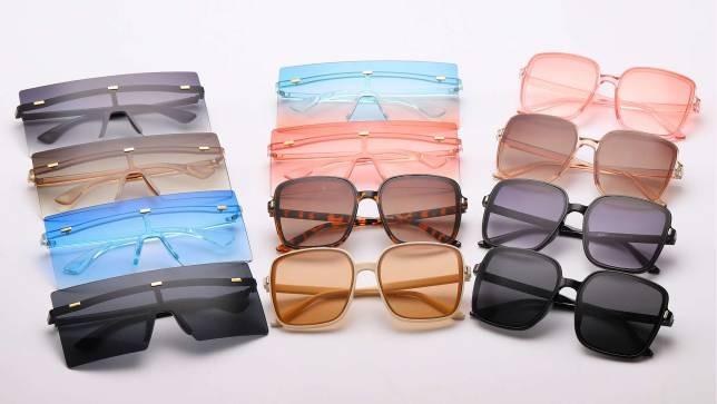 Verified China supplier - Linhai Rennes Optical Glasses Co., Ltd.