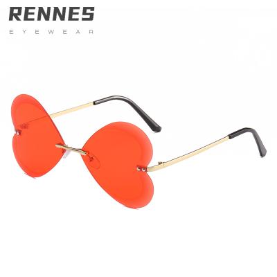 China Women's Sunglasses Heart Shape Mirror Sunglasses REINDEER Sunglasses Trendy Fashion Sun Glasses for sale