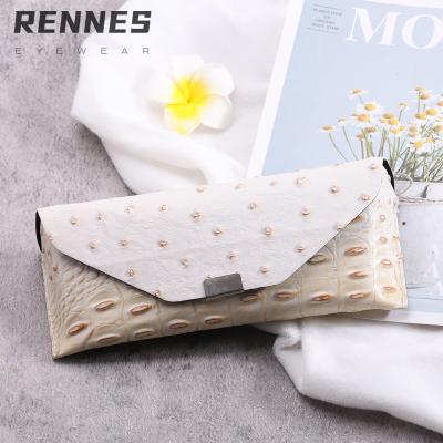 China Reindeer Optical Glasses Storage Protection Sunglasses Cases Soft Leather Optical Business 200 Free Custom Logo for sale