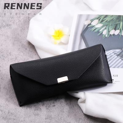 China Optical Glasses Packing Reindeer Sunglasses Packaging Box Fashion Soft Glass Case Luxury Leather Box With Metal Buttons for sale