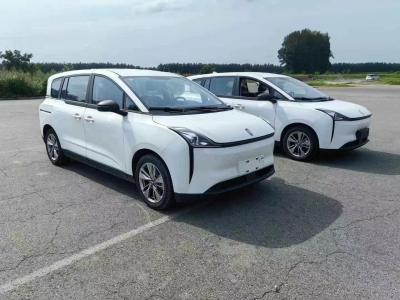 Chine 2023 Voiture FAW Pentium Nat Blanc Véhicule polyvalent essence ou électrique à vendre