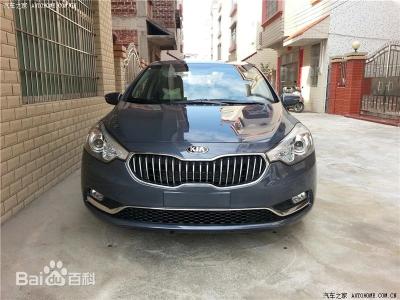 Cina K3 Kia Subcompact Car 4 Door Sedan con touch screen ad alta risoluzione in vendita