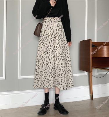 China Breathable Women's High Waist Floral Print Casual Midi Skirt for sale