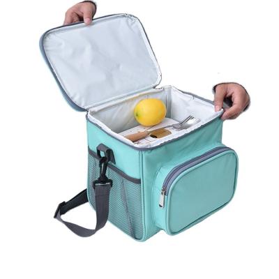 China Waterproof Portable Lunch Bag Cooler Bag Thermal Insulated Picnic Food Storage Bags for sale