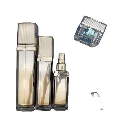 China Pack thick liquid lotion product. Professional Luxury Cosmetic Square Bottle Cosmetic Jar Factory Fine Mist Spray Bottle Set 30ml 50ml 100ml for sale