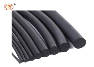 Cina Produttore EPDM nero gomma di schiuma di silicone spugna strisce O anello cordone di gomma in vendita