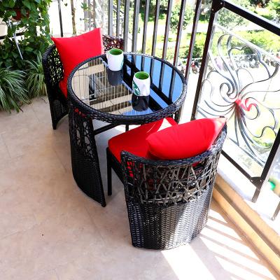 China Whosale Factory Traditional Outdoor PE Rattan Wicker Garden Sets Space Saving Design Coffee Tables And Chair for sale