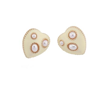 China SISSLIA High Quality Fashion Ear Clip Ally No Pierced Ear Cuff Clip Heart Ear Clip Accessories for sale