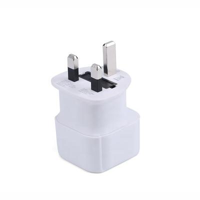 China Universal Portable Mobile Phone Travel Adapter Europe to UK Plug Adapter UK Plug Adapter for sale