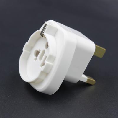 China EU USA UK AUS Commercial Plug To Type G UK Power Converter Plug With Earth Ground for sale