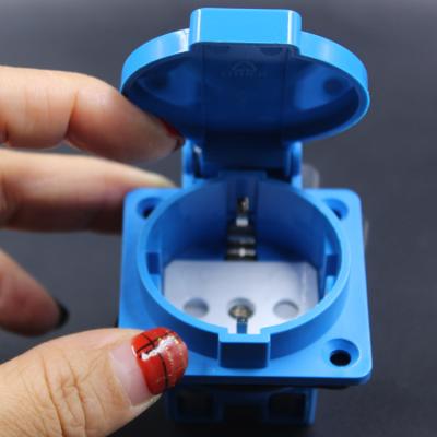 China Commercial Blue Rounded Waterproof Plug / Waterproof Cover Greece Waterproof Plug / Waterproof Plug Outlet for sale