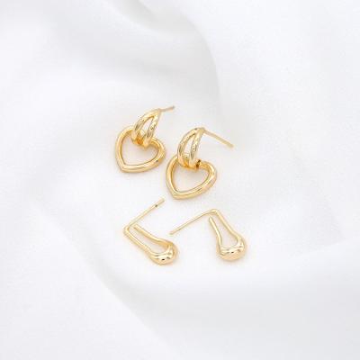 China TRENDY Minimalist Design 14K Gold Plated Heart Shape Stud Earrings for sale