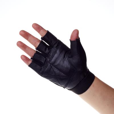 China Half Weight Comfortable Leather Fitness Gloves Breathable Gym Gloves Finger Lifting for sale