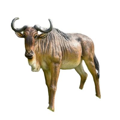 China Hot Selling India Garden Park Decoration Fiberglass Realistic Large Size Outdoor Epoxy Resin Life Size Wildebeest Statue Animal Sculpture for sale