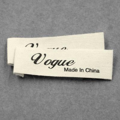 China New Design Sustainable Garment Woven Label /woven Garment Label for sale