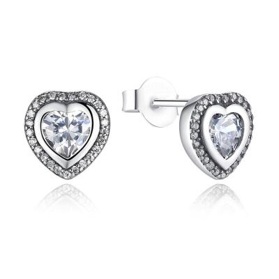 China Fashion Cute Heart Shaped 100% Sterling Silver 2019 Earrings 925 Sterling Silver Heart Shaped Zircon Stud Earrings Earrings For Girl for sale