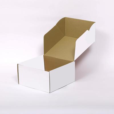 China Recyclable Wholesale Cardboard Corrugated Cartons Shipping Boxes Chinese New Year Custom Foldable Gift Box Packaging for sale