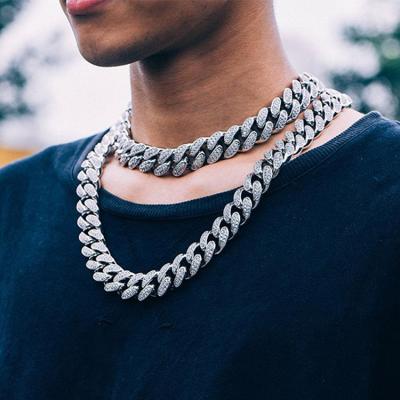 China Custom Hiphop Hip Hop Women Men Twist Rope Miami Iced Out Diamond Silver Cuban Link Chain Necklace for sale