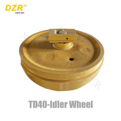 China 395-14-0275 TD40 Bulldozer Front Idler Excavator Dozer Parts Front Idler For Undercarriage Parts for sale