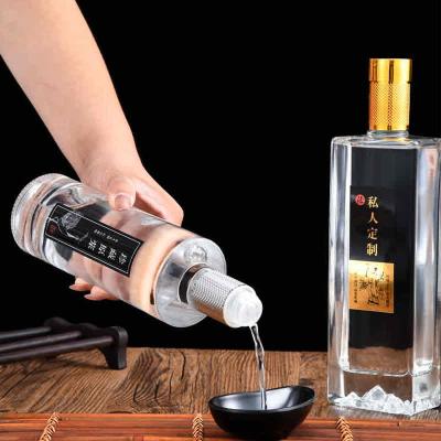 China For wine or juice Custom Transparency Liquor Rum Bottle 500 Ml Liquor Distillery Glass Bottle for sale