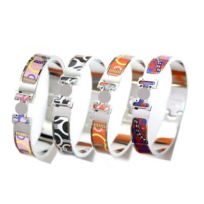 China CLASSIC Classic Fashion Couples Bracelet 18K Gold Enamel Color H Stainless Steel Waterproof Hypoallergenic Non-fading Jewelry for sale