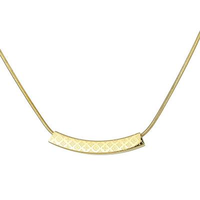 China FASHIONABLE Minimalist Smiling Pattern Small Four Leaf Clover Elbow Plated 18K Gold Clavicle Chain Stainless Steel Necklace Women for sale