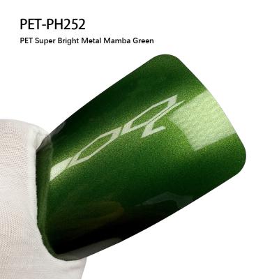 China PET-PH252 PET Bright Metal Mamba Green Vinyl Wrap Film Self Healing Chemical Resistant for sale