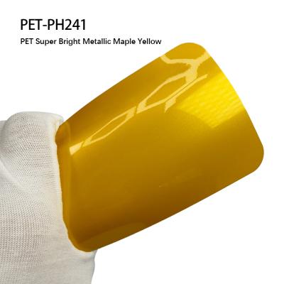 China PET-PH241 PET Super Brillante Metálico Maple Adesivo amarillo para carrocería Resistente a los arañazos para protección de pintura en venta