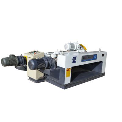 China Machinery repairs workshop heavy duty veneer peeling latheb log landing for plywood making machine woodworking machine for sale