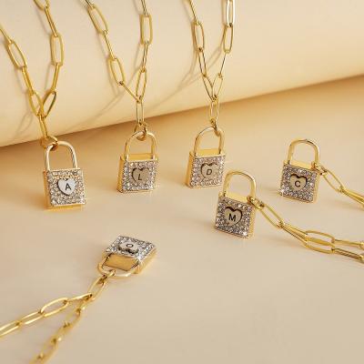 China Waterproof Europe and America 18K Gold Lock Letter Necklace with Initial Female Alphabet Heart Diamond Chain Capital 26 Pendant Necklace for sale